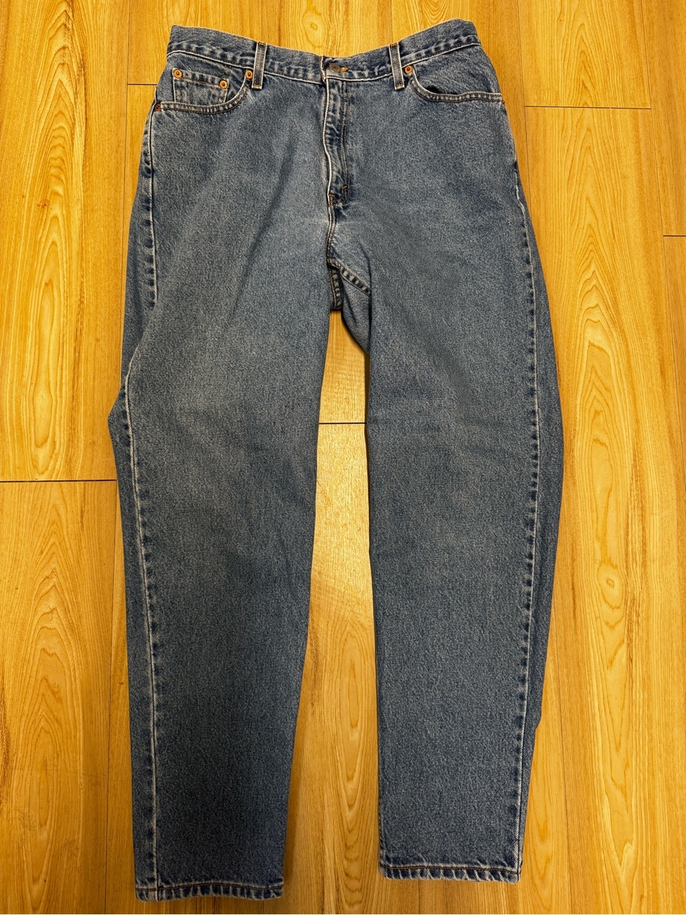 16 Women  Classic Blue Denim Jeans - Casual Straight Fit